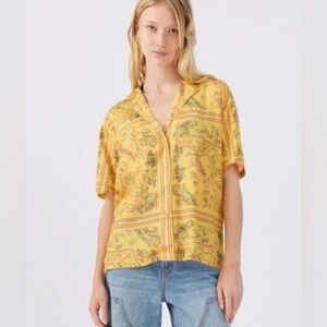 NWT Urban Outfitters Womens Gardenia Souvenir Florida Button Down Shirt Yellow M